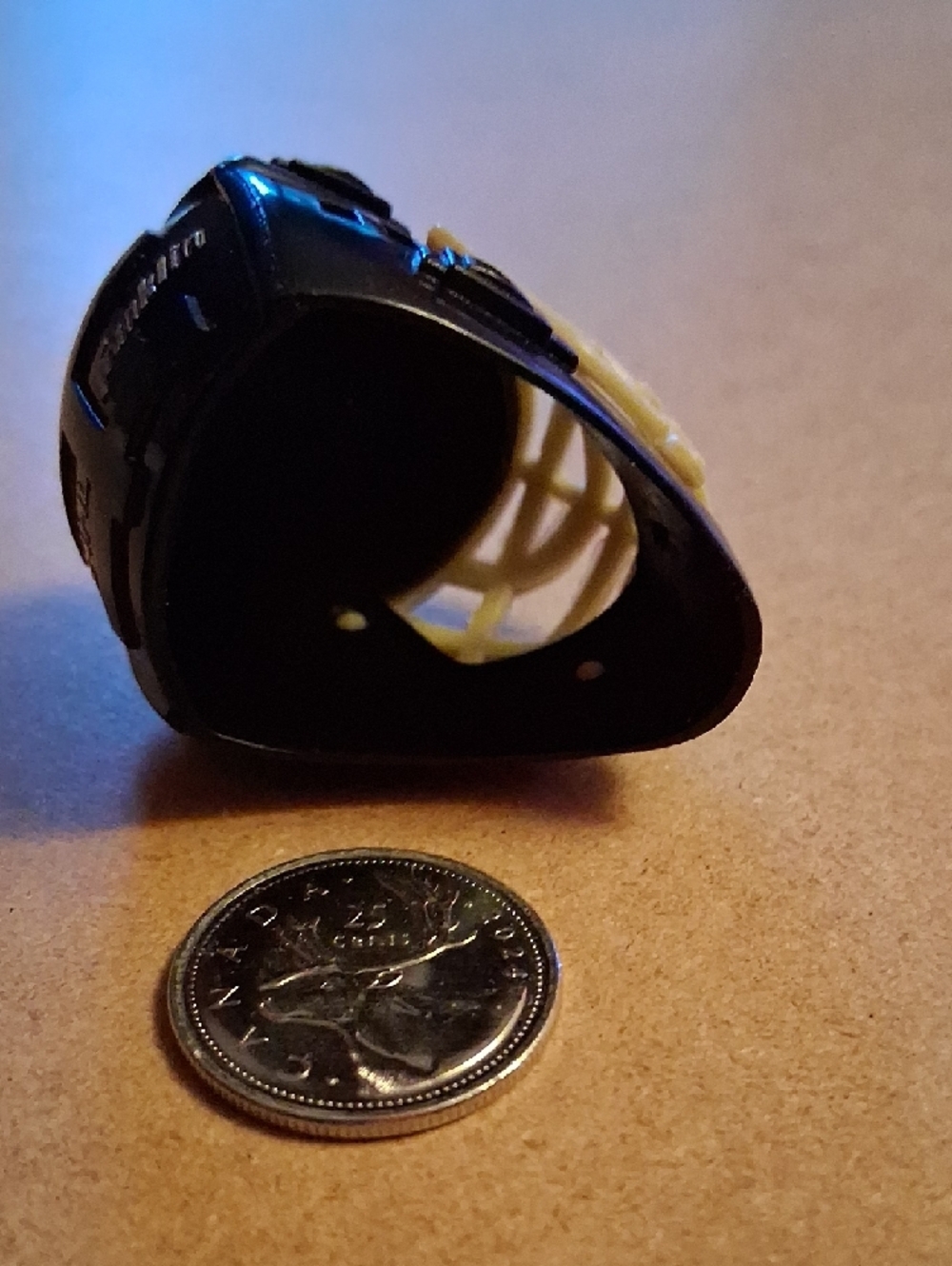 Pittsburgh Penguins Mini Hockey Goalie Helmet - Black - Picture 6 of 6